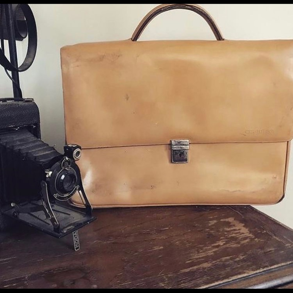 Vintage Atache